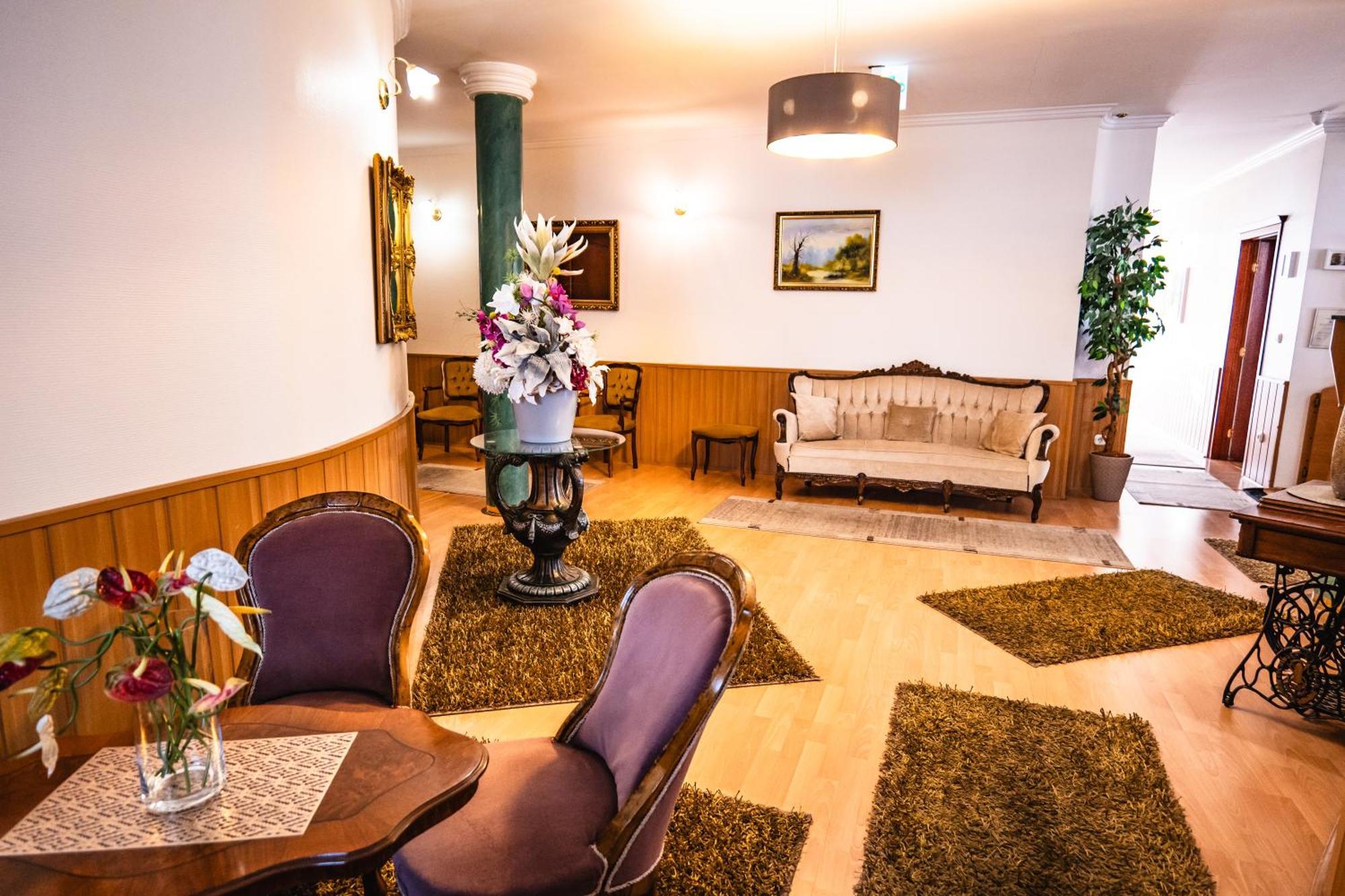 Hotel Bolero Győr Zewnętrze zdjęcie
